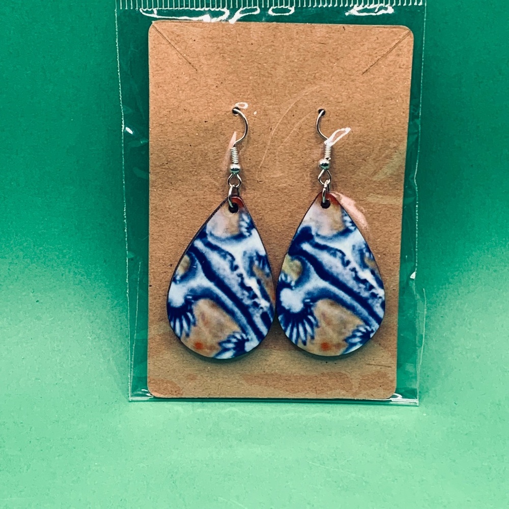 Earrings - Picture 16 of 16